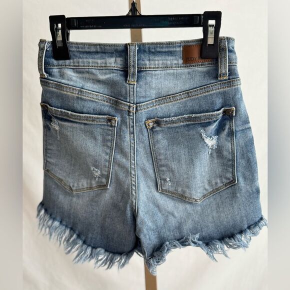 Judy Blue Women’s Size XS Panama High Rise Trucker Denim Jean Shorts Frayed - Picture 8 of 9